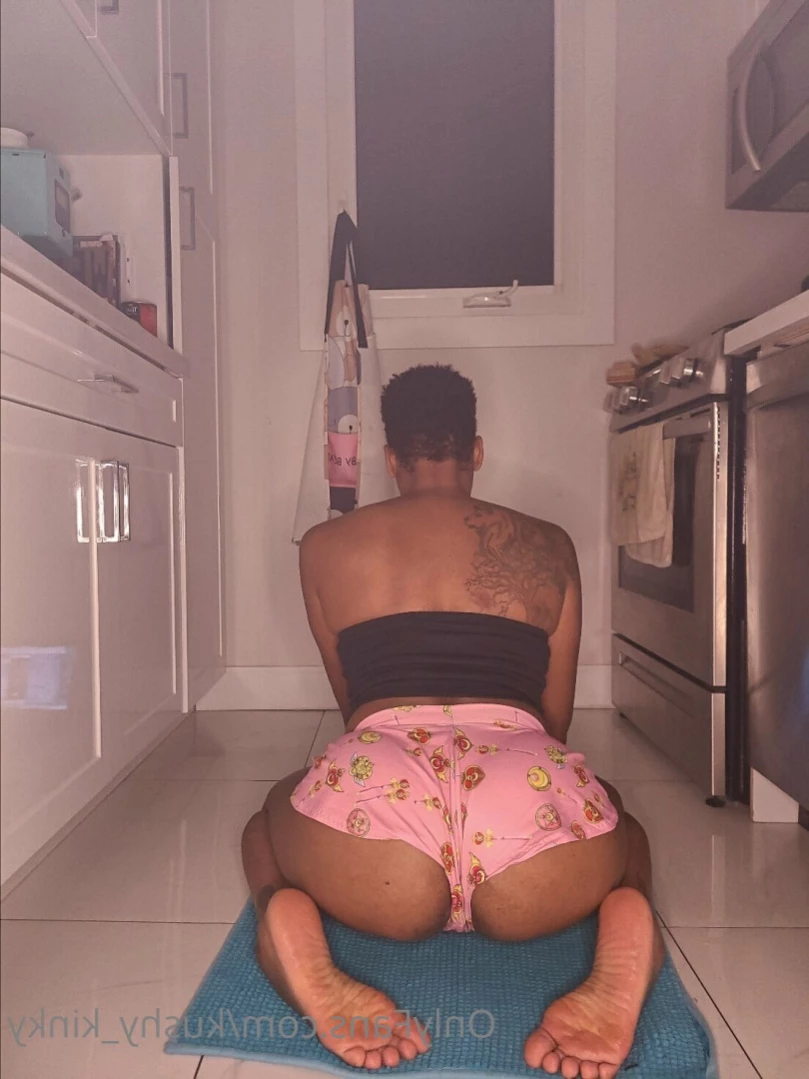 DELETING THIS. FOLLOW SMOKENCREAMY. [ kushy_kinky ] Onlyfans leaked photo 15789605 on Hotleaks.tv