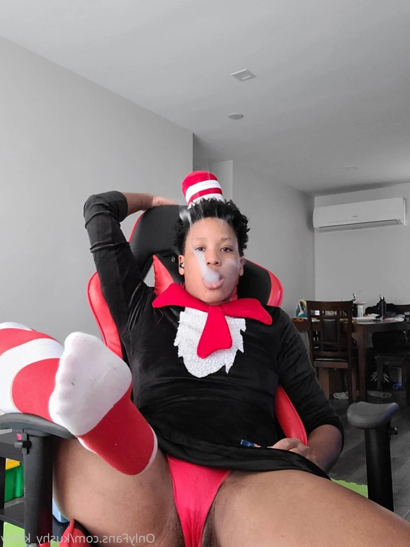 DELETING THIS. FOLLOW SMOKENCREAMY. [ kushy_kinky ] Onlyfans leaked photo 15825194 on Hotleaks.tv