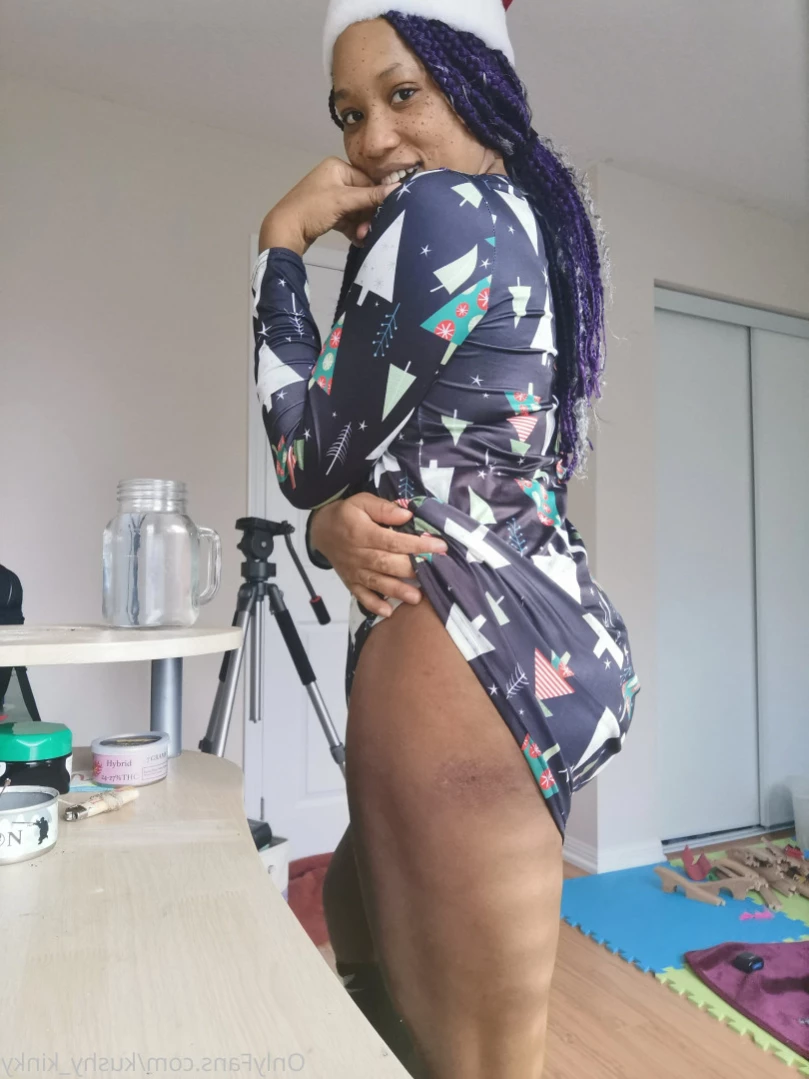 DELETING THIS. FOLLOW SMOKENCREAMY. [ kushy_kinky ] Onlyfans leaked photo 16085944 on Hotleaks.tv