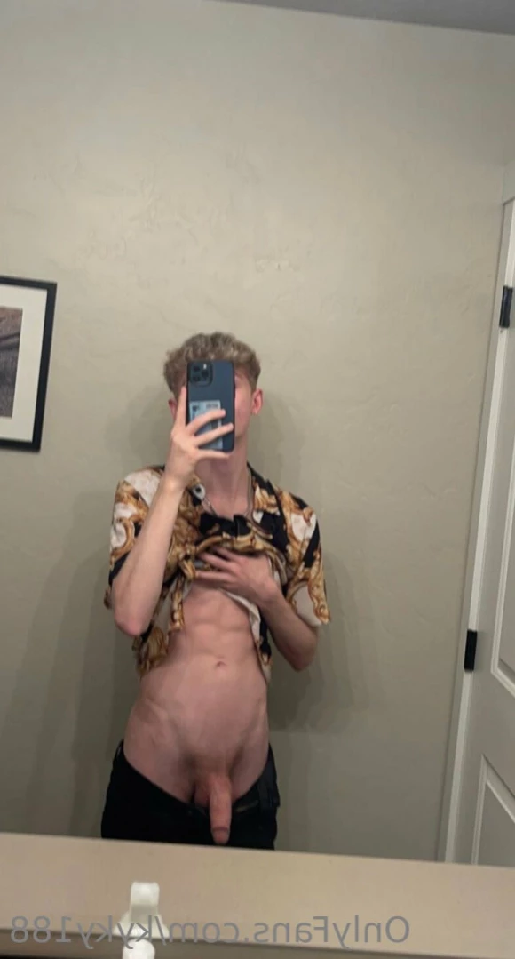 Ky [ kyky188 ] Onlyfans leaked photo 11189001 on Hotleaks.tv