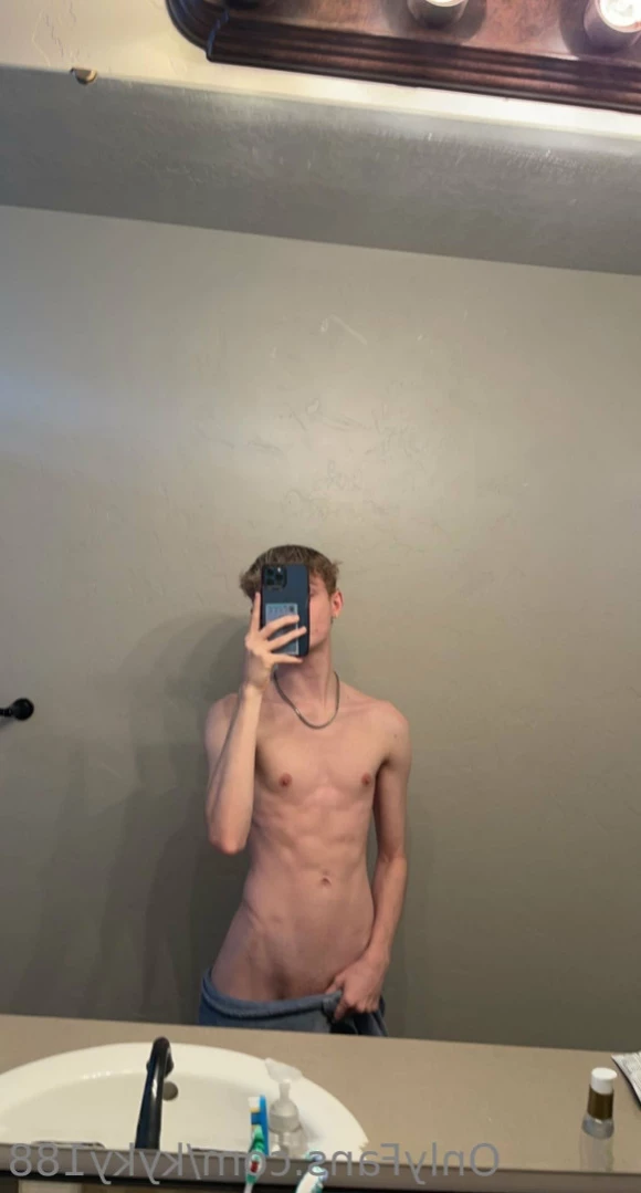 Ky [ kyky188 ] Onlyfans leaked photo 11189006 on Hotleaks.tv