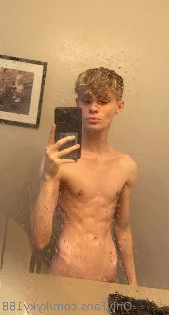 Ky [ kyky188 ] Onlyfans leaked photo 11189017 on Hotleaks.tv