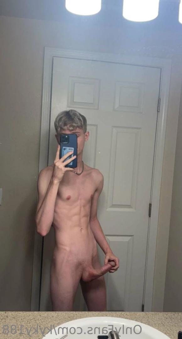 Ky [ kyky188 ] Onlyfans leaked photo 11189052 on Hotleaks.tv