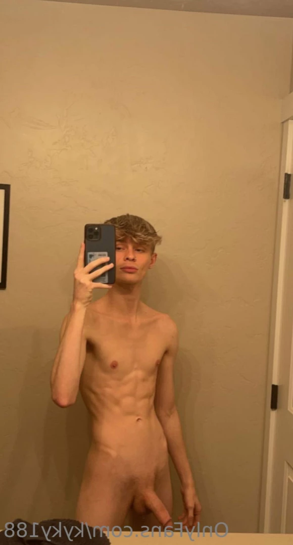 Ky [ kyky188 ] Onlyfans leaked photo 11189059 on Hotleaks.tv