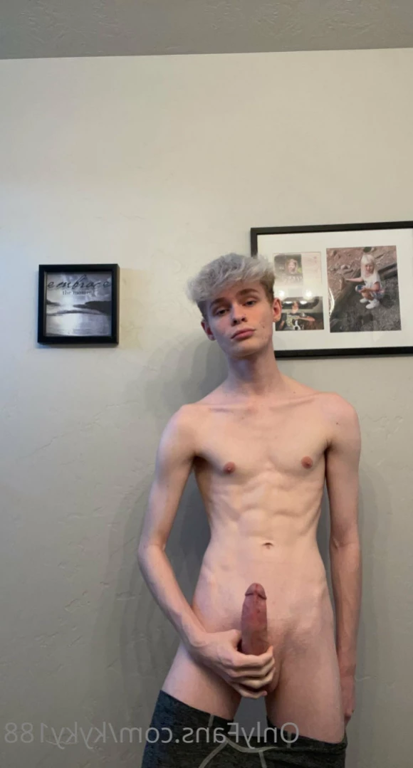 Ky [ kyky188 ] Onlyfans leaked photo 11189064 on Hotleaks.tv