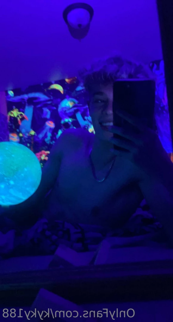 Ky [ kyky188 ] Onlyfans leaked photo 11189067 on Hotleaks.tv