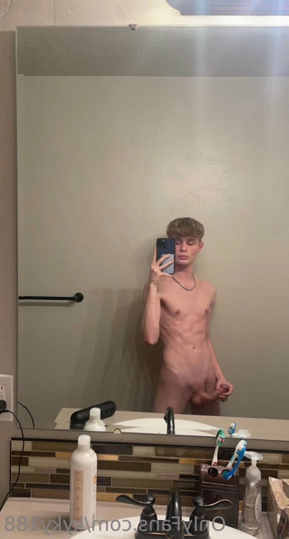 Ky [ kyky188 ] Onlyfans leaked photo 11189071 on Hotleaks.tv