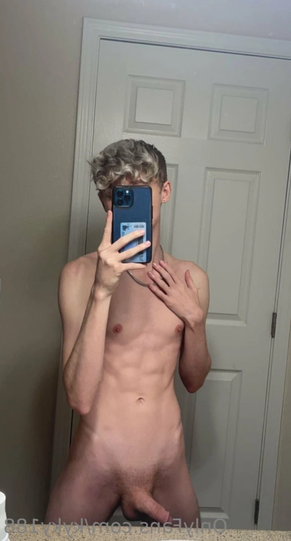 Ky [ kyky188 ] Onlyfans leaked photo 11189091 on Hotleaks.tv