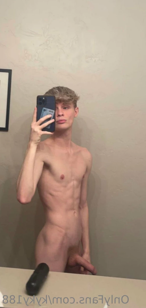 Ky [ kyky188 ] Onlyfans leaked photo 11489383 on Hotleaks.tv