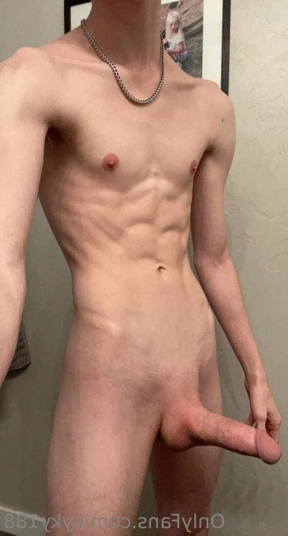 Ky [ kyky188 ] Onlyfans leaked photo 12977800 on Hotleaks.tv