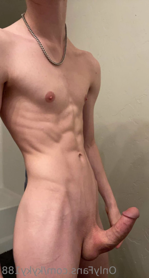 Ky [ kyky188 ] Onlyfans leaked photo 13012080 on Hotleaks.tv