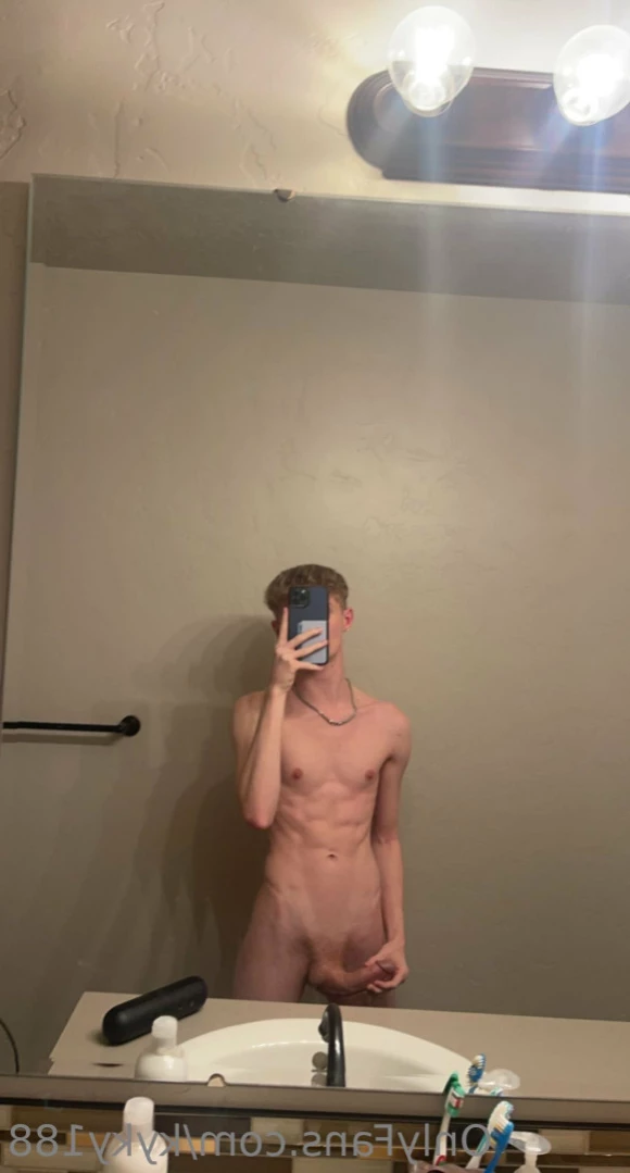 Ky [ kyky188 ] Onlyfans leaked photo 13094716 on Hotleaks.tv