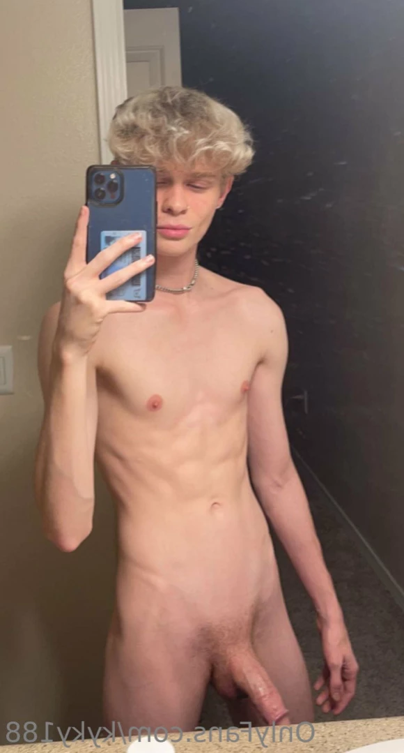Ky [ kyky188 ] Onlyfans leaked photo 14507593 on Hotleaks.tv