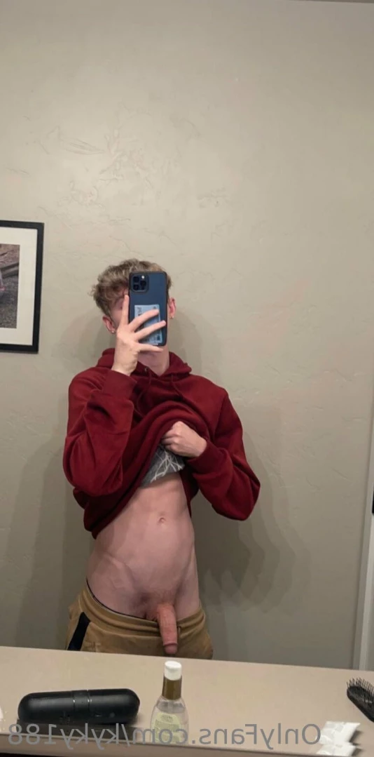 Ky [ kyky188 ] Onlyfans leaked photo 14544338 on Hotleaks.tv