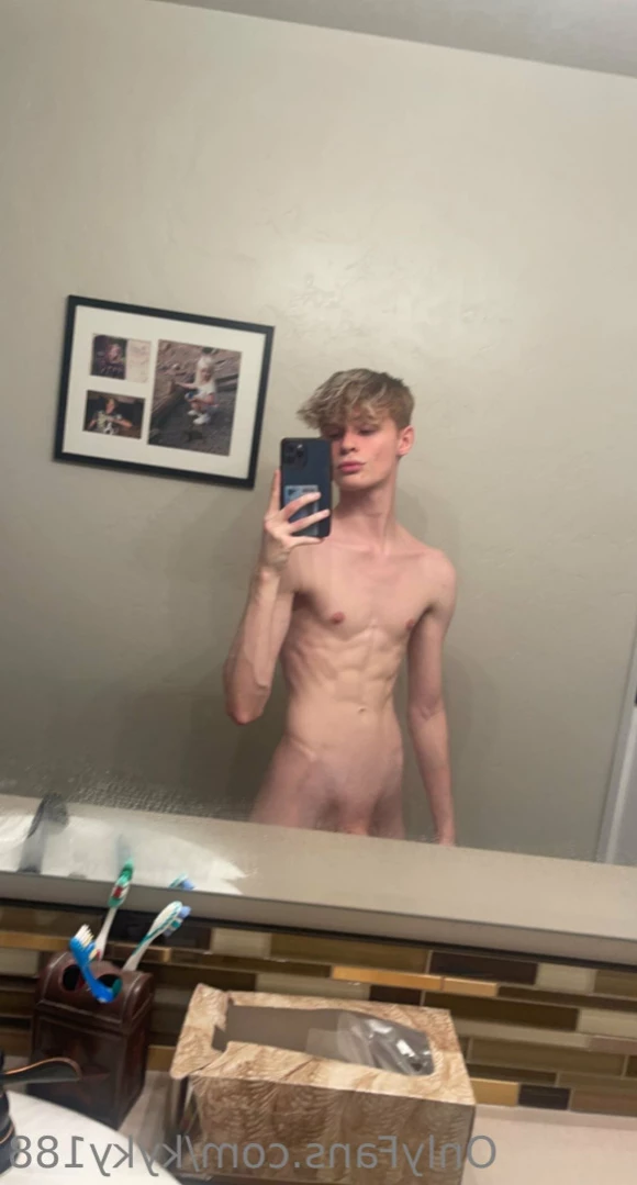 Ky [ kyky188 ] Onlyfans leaked photo 15200502 on Hotleaks.tv