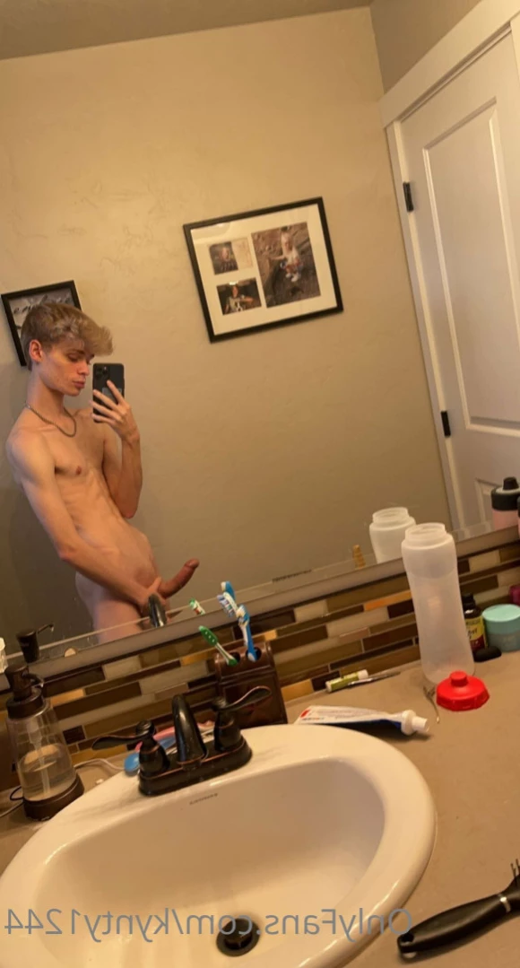 Ky [ kyky188 ] Onlyfans leaked photo 15789523 on Hotleaks.tv