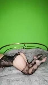 18095702