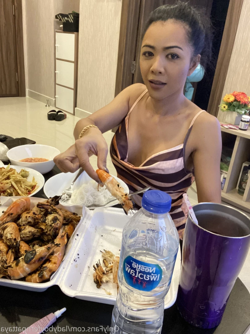 Fern💫Topasianladyboy [ ladyboyfernasia ] Onlyfans leaked photo 10885428 on Hotleaks.tv