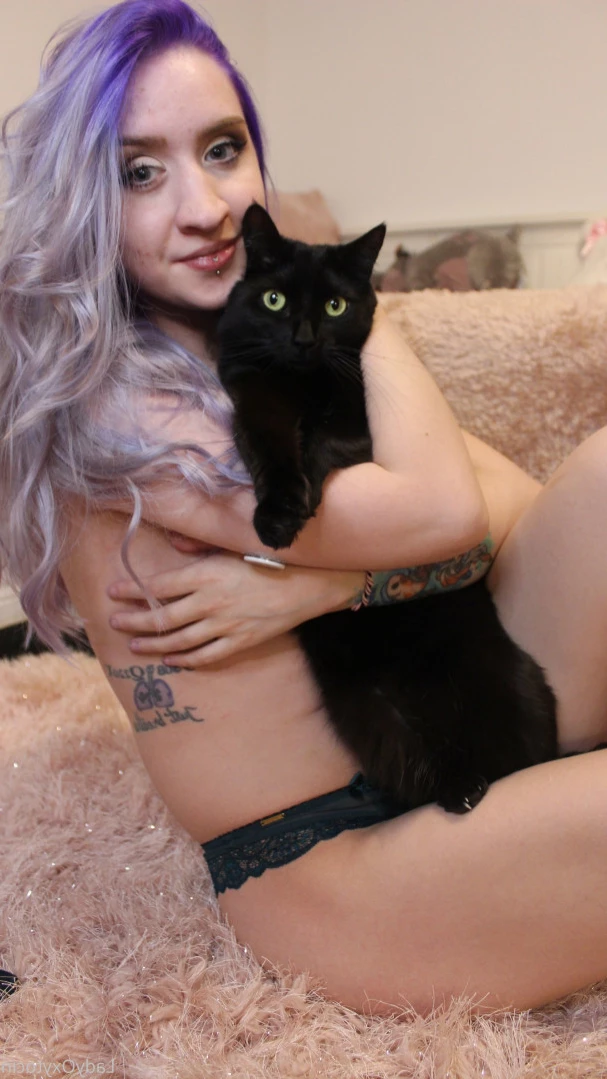 Lady Oxytocin [ ladyoxytocin ] Onlyfans leaked photo 15186743 on Hotleaks.tv