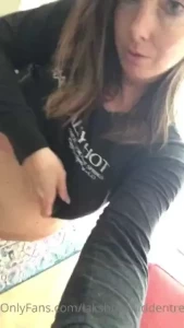 18095605