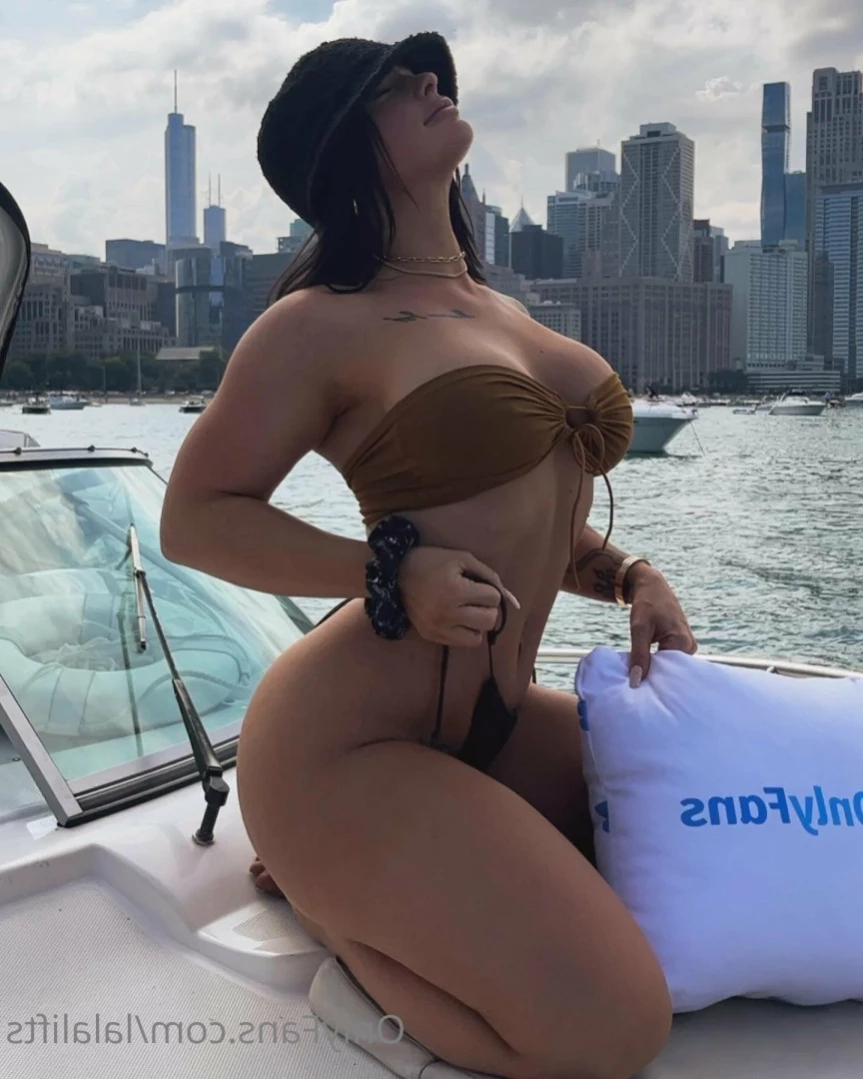 Lalusia🍯🍑 [ lalalifts ] Onlyfans leaked photo 11838398 on Hotleaks.tv