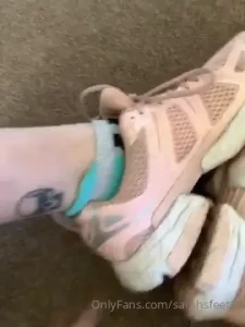Goddess Larah [ larah_sky ] Onlyfans leaked video 14478483 on Hotleaks.tv