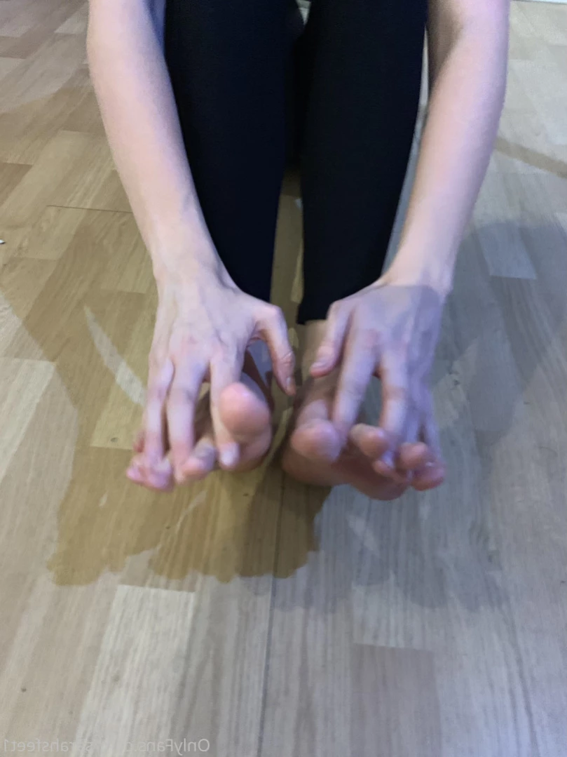 Goddess Larah [ larah_sky ] Onlyfans leaked photo 16321873 on Hotleaks.tv
