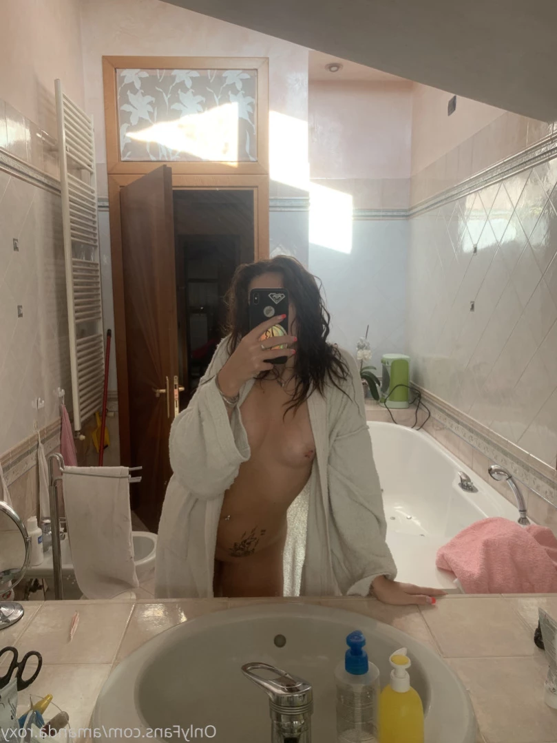 Lara roxy rox [ lararoxyrox ] Onlyfans leaked photo 11254434 on Hotleaks.tv