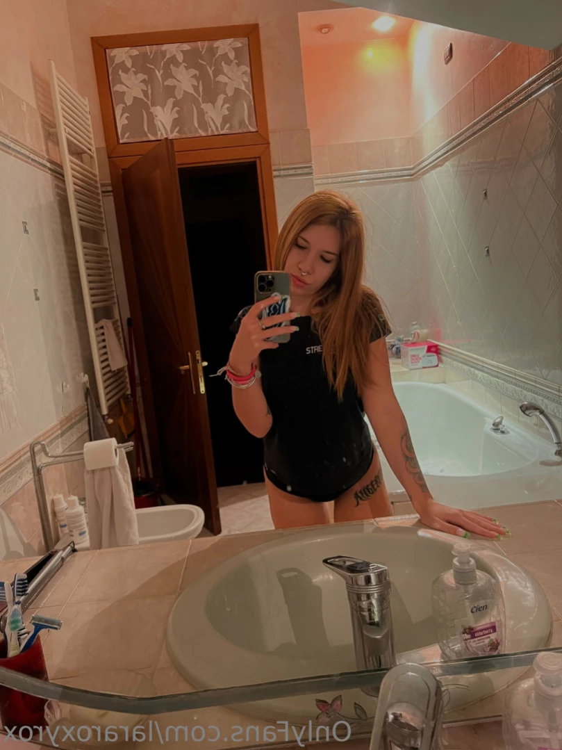 Lara roxy rox [ lararoxyrox ] Onlyfans leaked photo 11254462 on Hotleaks.tv