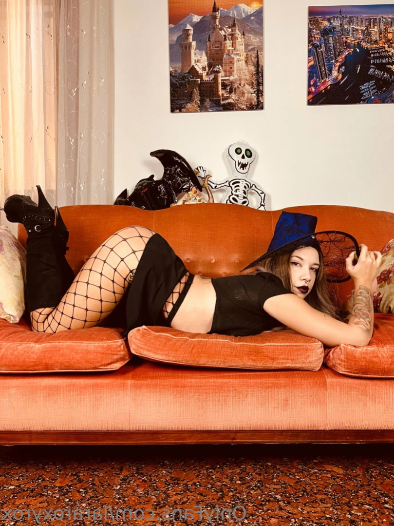 Lara roxy rox [ lararoxyrox ] Onlyfans leaked photo 13519210 on Hotleaks.tv