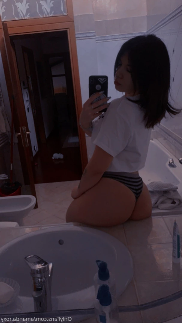 Lara roxy rox [ lararoxyrox ] Onlyfans leaked photo 15983328 on Hotleaks.tv