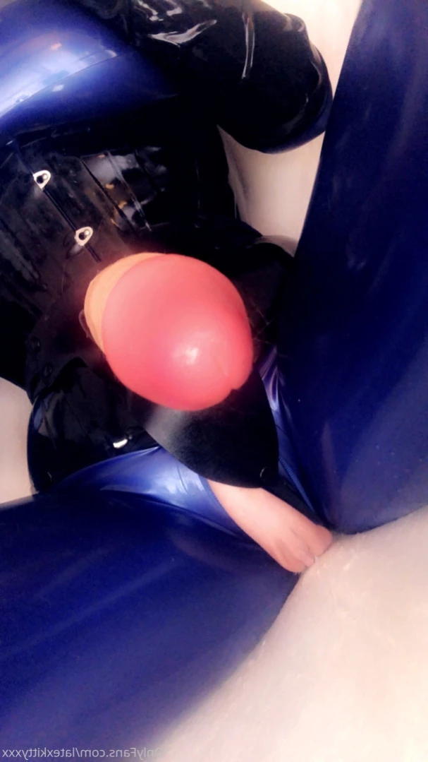 latexkittyxxx Onlyfans leaked photo 11261978 on Hotleaks.tv