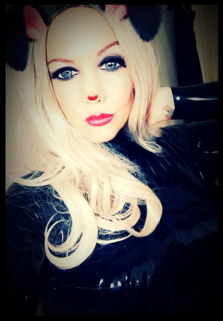 latexkittyxxx Onlyfans leaked photo 11262014 on Hotleaks.tv