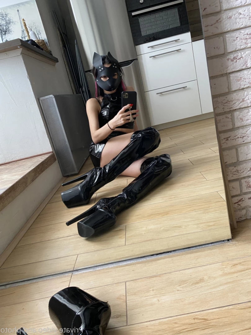 LATEX PRINCESS VIP [ latexprincessvip ] Onlyfans leaked photo 11261905 on Hotleaks.tv
