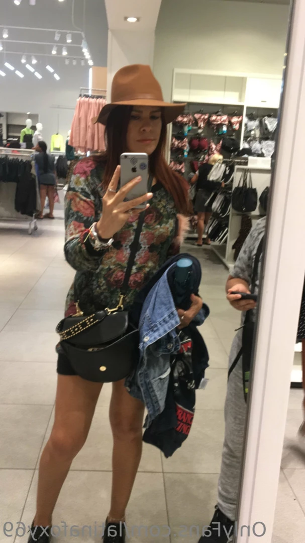 latinafoxy69 Onlyfans leaked photo 11261833 on Hotleaks.tv