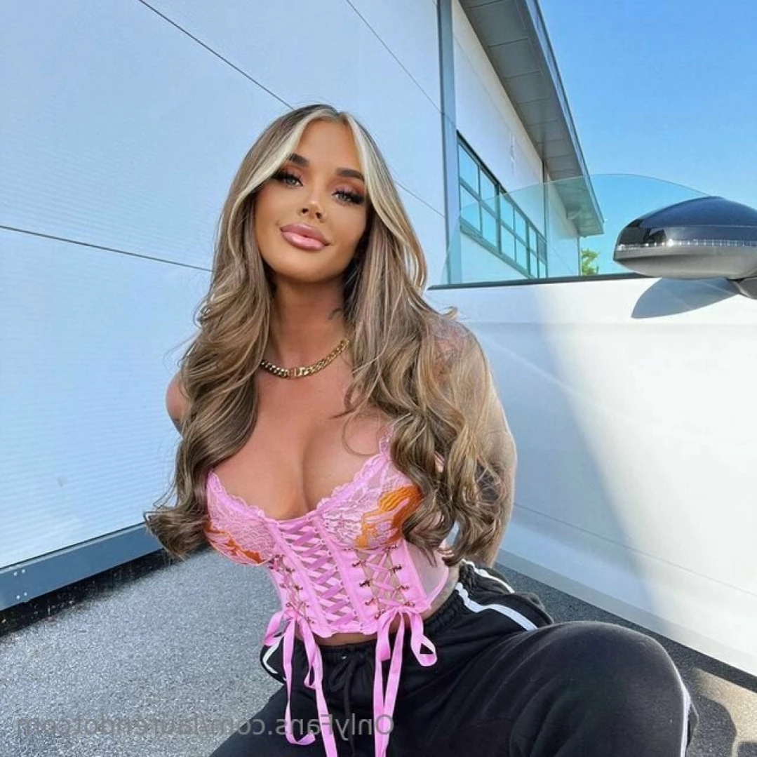 Lauren [ tattedloz ] Onlyfans leaked photo 15959617 on Hotleaks.tv