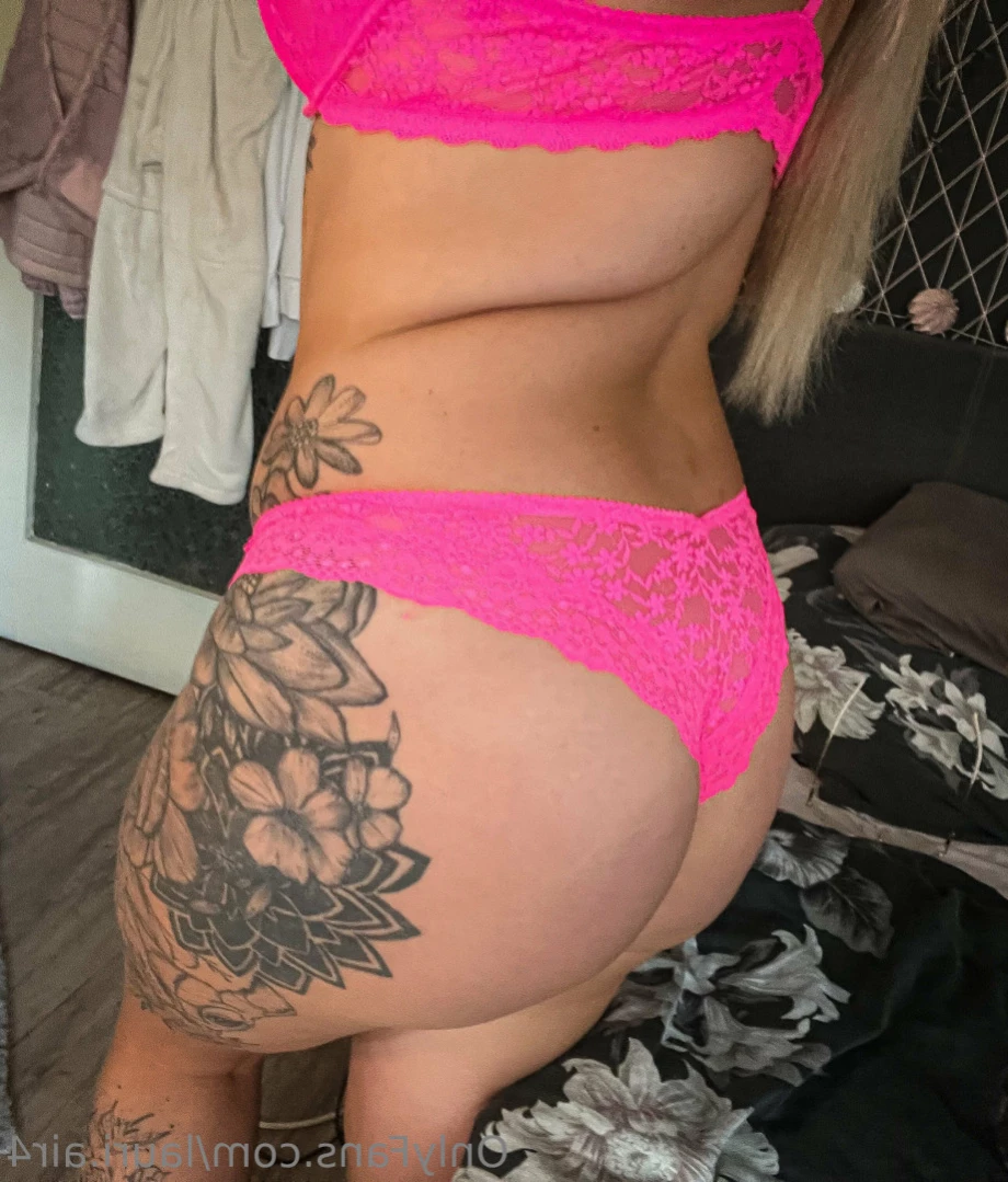 lauri.air4 Onlyfans leaked photo 11263118 on Hotleaks.tv