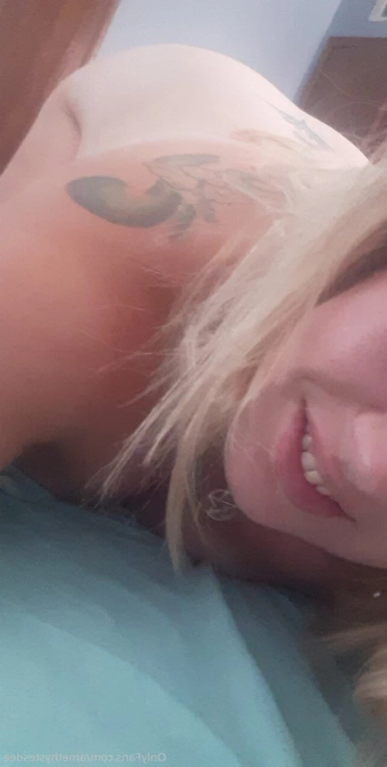LactatingLena [ lenaamethystesdee ] Onlyfans leaked photo 11021275 on Hotleaks.tv