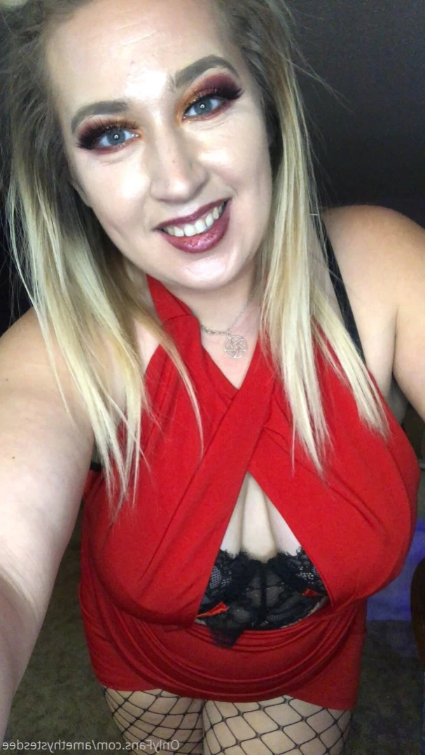 LactatingLena [ lenaamethystesdee ] Onlyfans leaked photo 11256164 on Hotleaks.tv