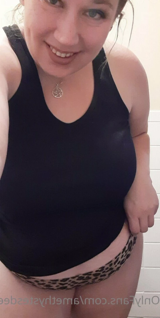 LactatingLena [ lenaamethystesdee ] Onlyfans leaked photo 11256171 on Hotleaks.tv