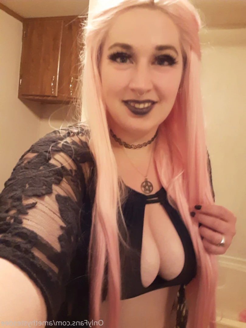 LactatingLena [ lenaamethystesdee ] Onlyfans leaked photo 11256177 on Hotleaks.tv