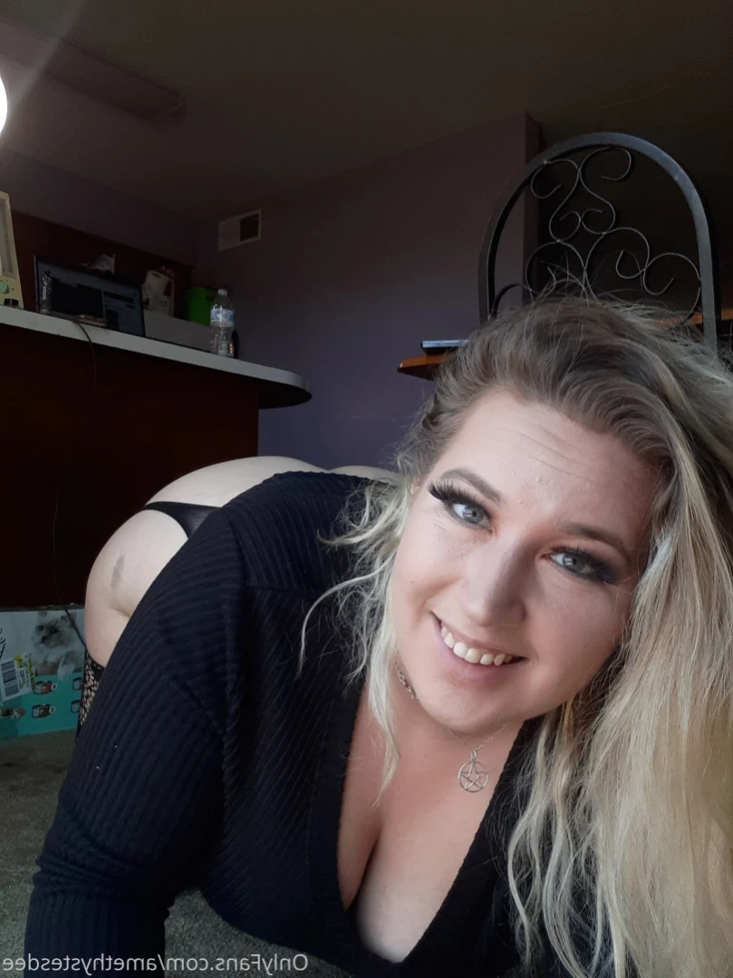 LactatingLena [ lenaamethystesdee ] Onlyfans leaked photo 11258690 on Hotleaks.tv