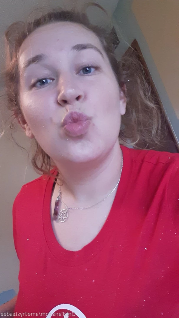 LactatingLena [ lenaamethystesdee ] Onlyfans leaked photo 11258890 on Hotleaks.tv