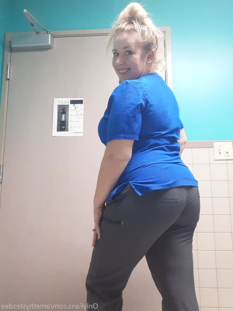 LactatingLena [ lenaamethystesdee ] Onlyfans leaked photo 12587404 on Hotleaks.tv