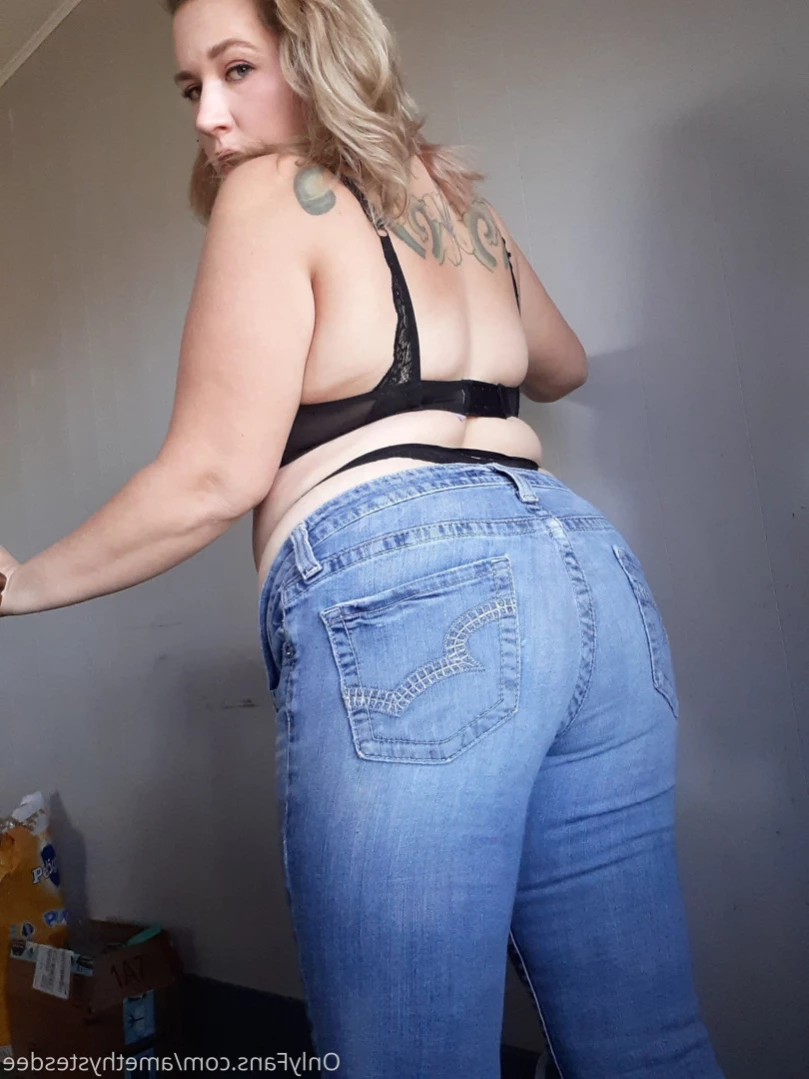 LactatingLena [ lenaamethystesdee ] Onlyfans leaked photo 16320800 on Hotleaks.tv