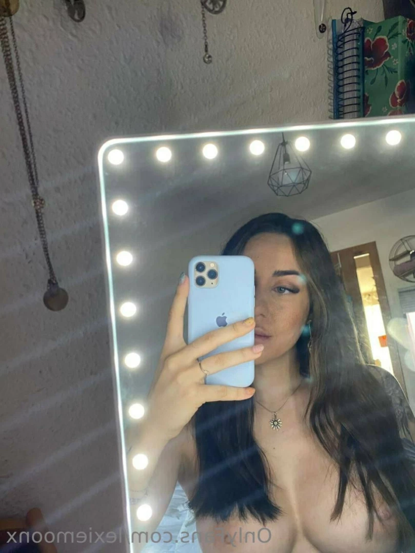 Lexie Moon [ lexiemoonx ] Onlyfans leaked photo 14486508 on Hotleaks.tv