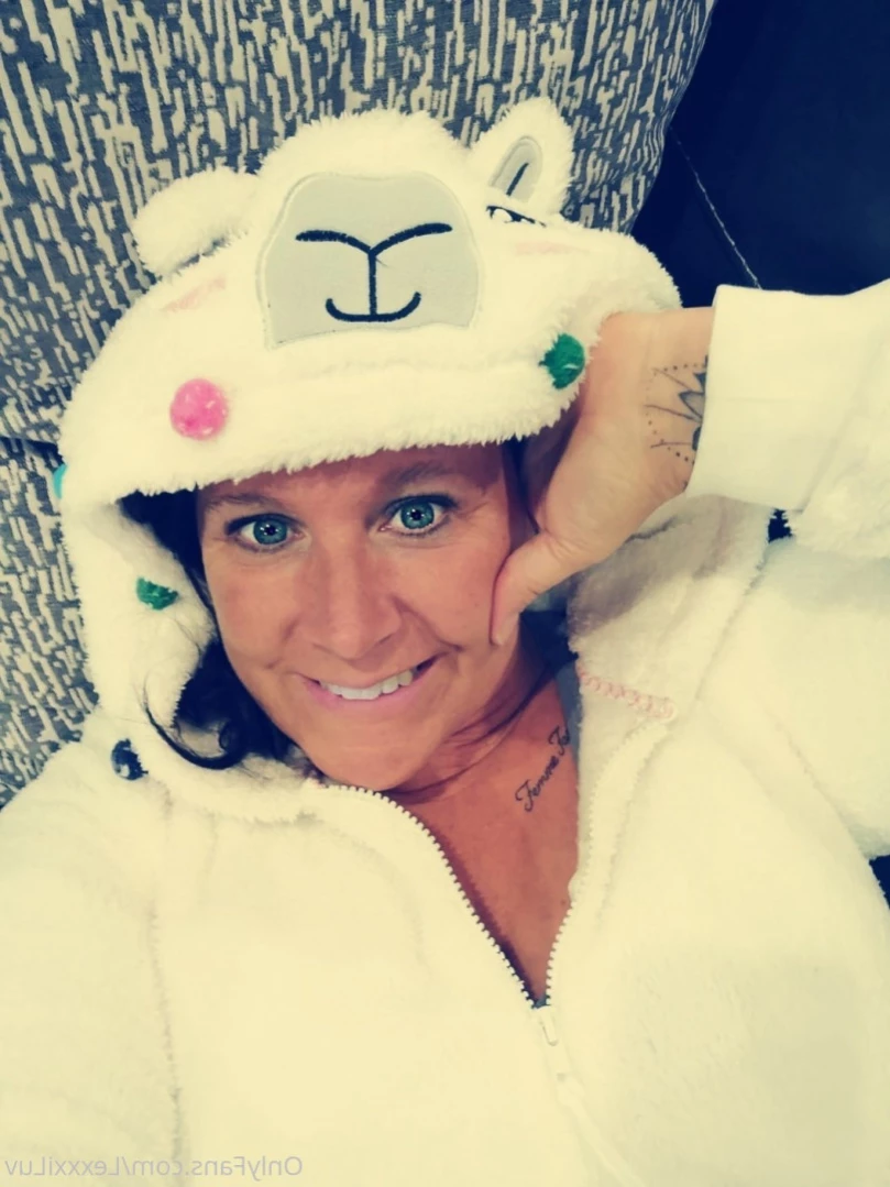 Lexxxi Luv - Naughty HotWife [ lexxxiluv ] Onlyfans leaked photo 11259115 on Hotleaks.tv