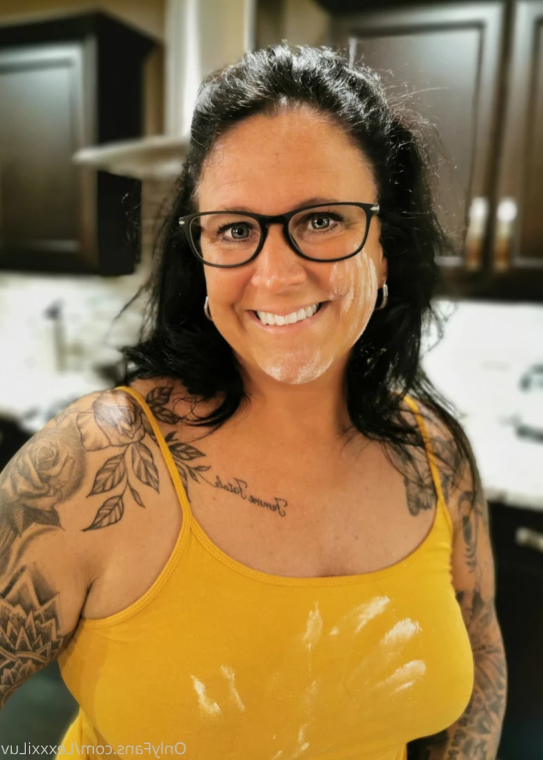 Lexxxi Luv - Naughty HotWife [ lexxxiluv ] Onlyfans leaked photo 11260136 on Hotleaks.tv