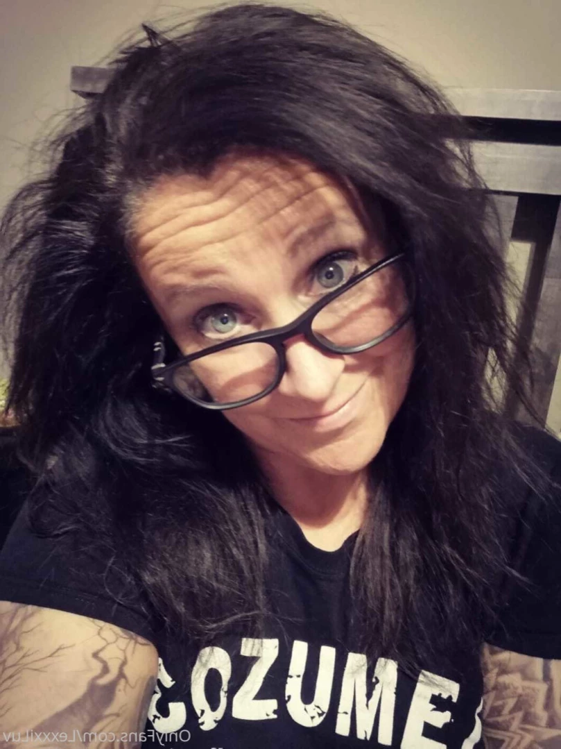 Lexxxi Luv - Naughty HotWife [ lexxxiluv ] Onlyfans leaked photo 11260351 on Hotleaks.tv