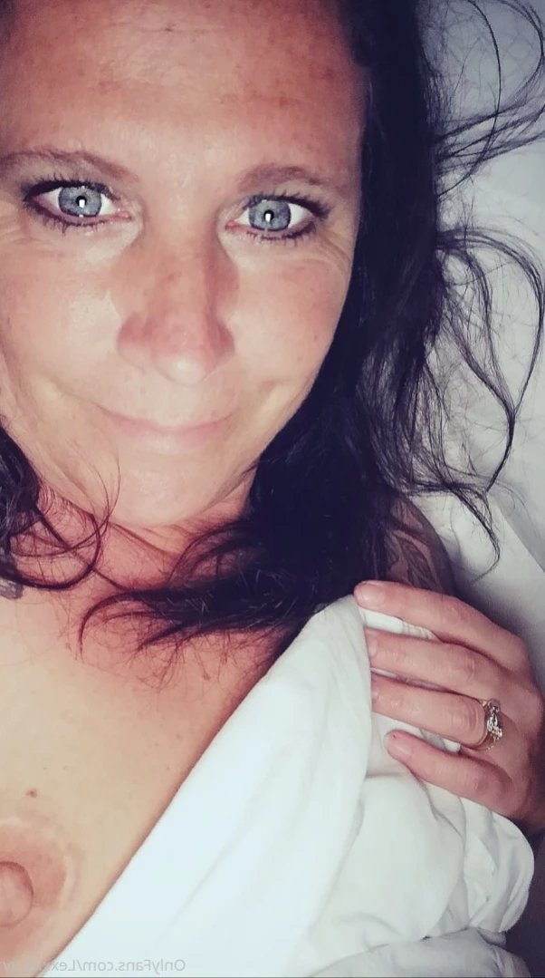 Lexxxi Luv - Naughty HotWife [ lexxxiluv ] Onlyfans leaked photo 11658007 on Hotleaks.tv